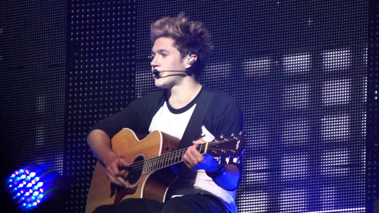 One Direction Perth 29/9/2013- Little Things
