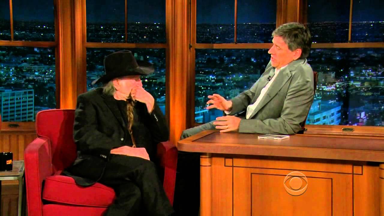 Late Late Show with Craig Ferguson 4/16/2010 Willie Nelson, Ellie Kemper