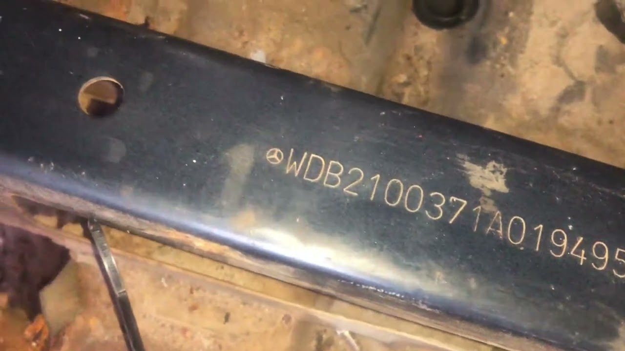Где находится номер кузова на автомобиле Mercedes-Benz W210