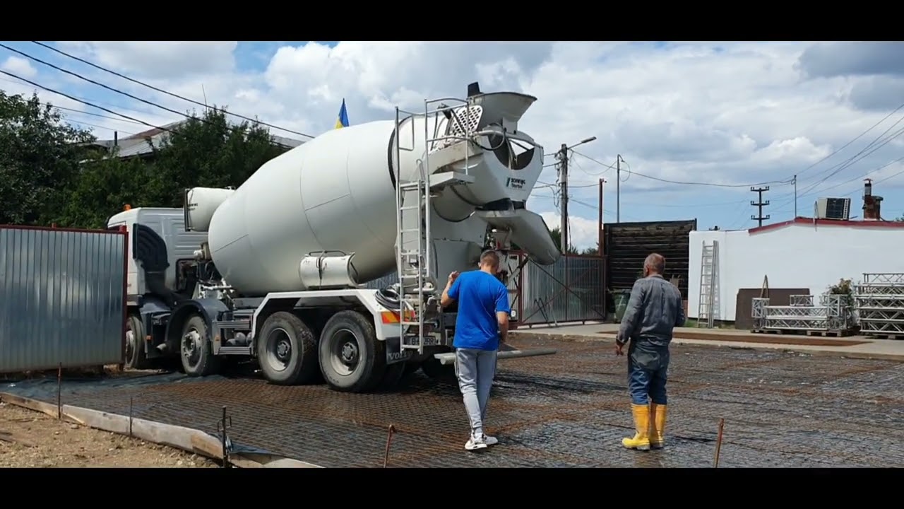 Am turnat beton în curte