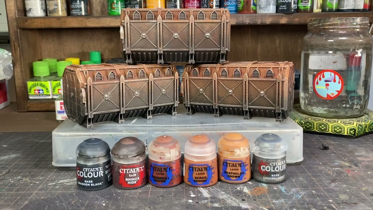 Painting Munitorum Armoured Containers