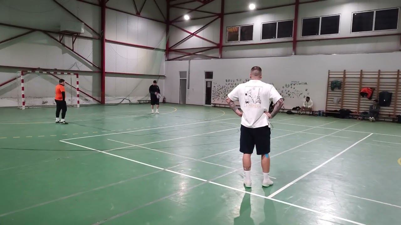 3#FUTNET 4k elita tenisului de picior 15 feb. 2026 Bucureşti Profesioniştii
