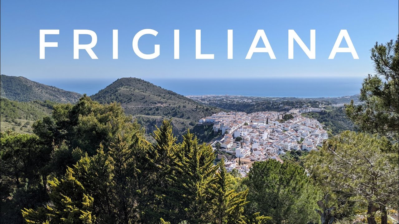 Strolling through Frigiliana: a La Axarqu&iacute;a white village