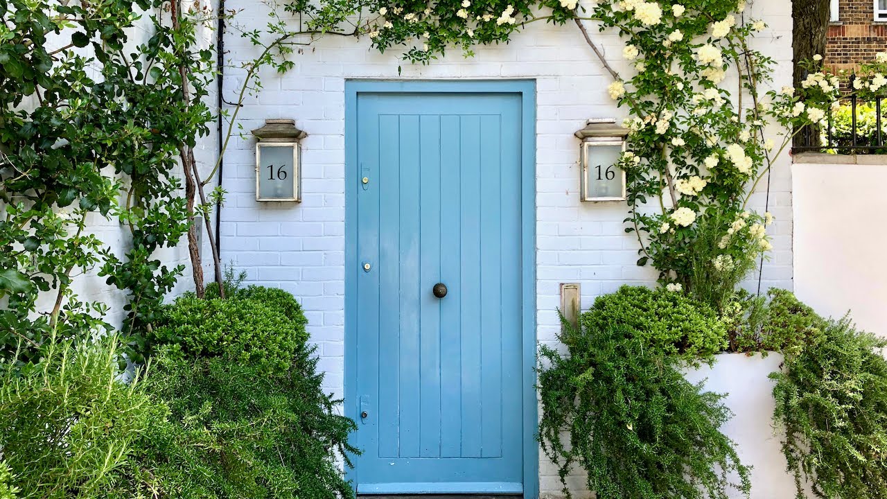 At Home in London with Nina Campbell