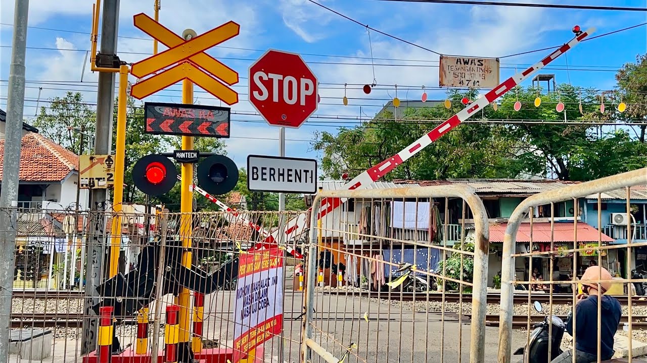 RESMI AKTIF!, Perlintasan Unik KA TERBARU Bendungan Hilir Jakarta Pusat (REVISITED)