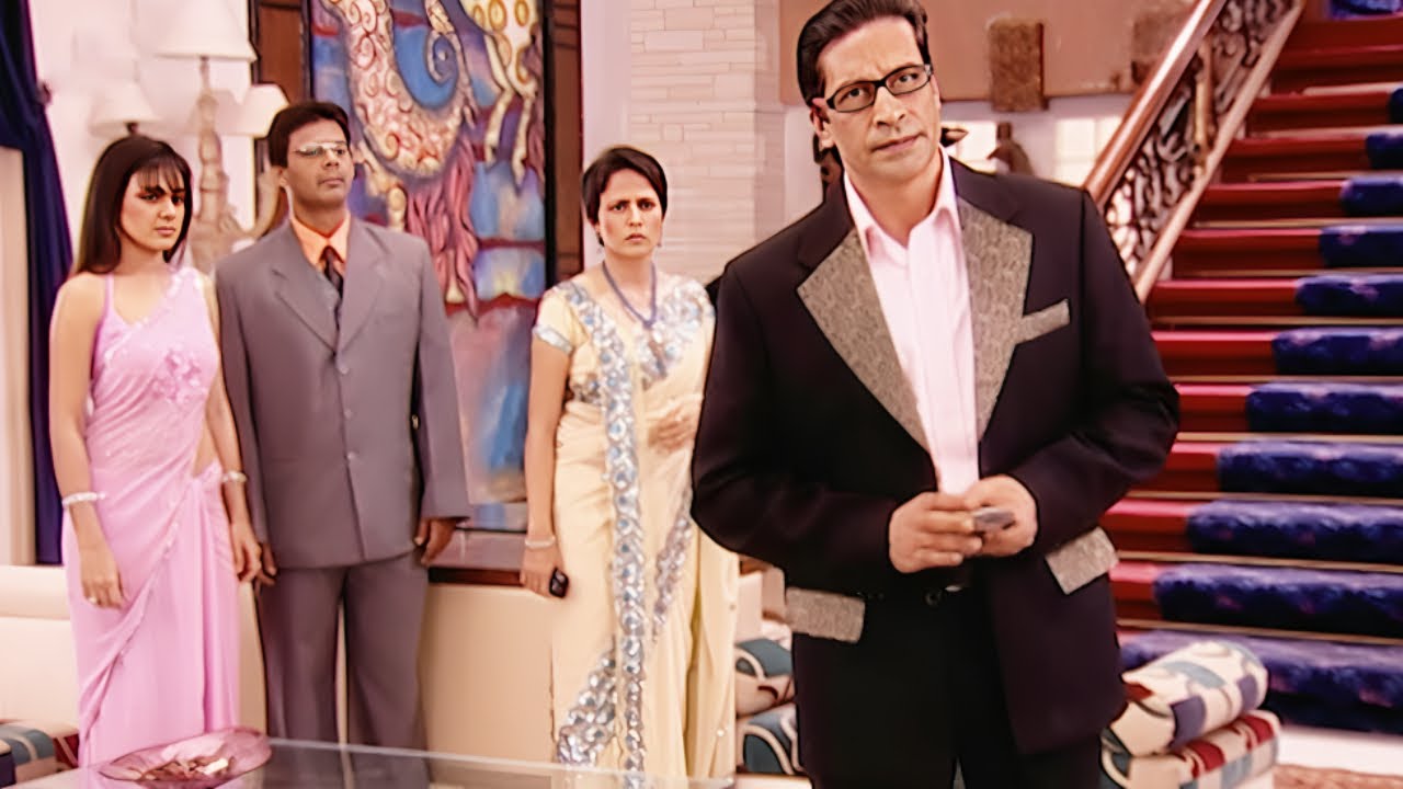 अपने तो पुरे परिवार के प्रॉपर्टी की वाट लगा दी - HAR GHAR KUCH KEHTA HAI - Ep 57 - Ultra Web Series