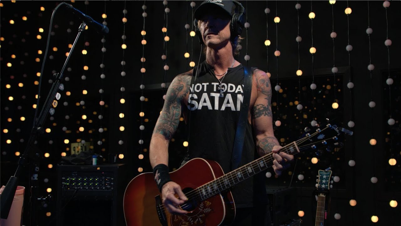Duff McKagan - Don't Look Behind You (Live on KEXP)