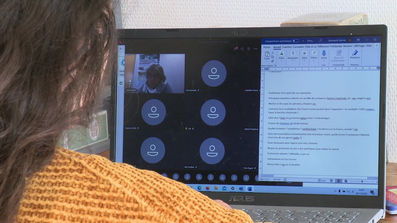 Cours en ligne obligatoire pour les &eacute;tudiants