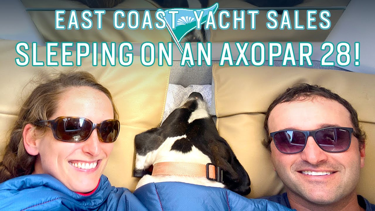 Сон в каюте Axopar 28