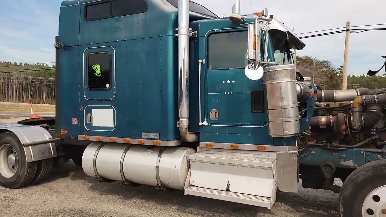 1995 Kenworth W900 Sleeper W/ Dual Wetline