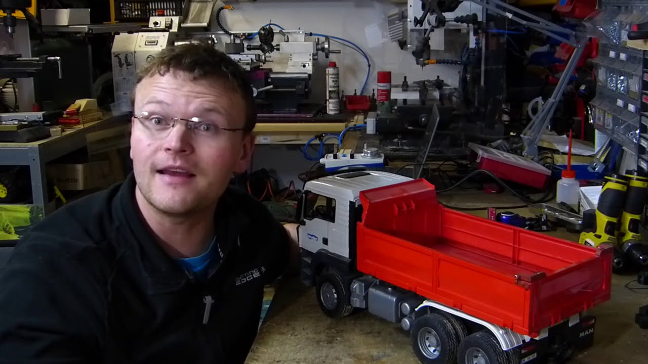 Kippermotor Wechseln im MAN TGS