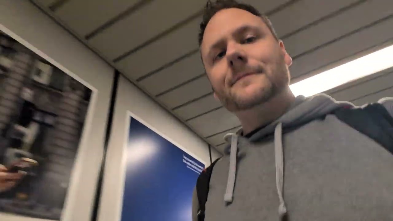 de icing delays to San Diego - 2026-02-01