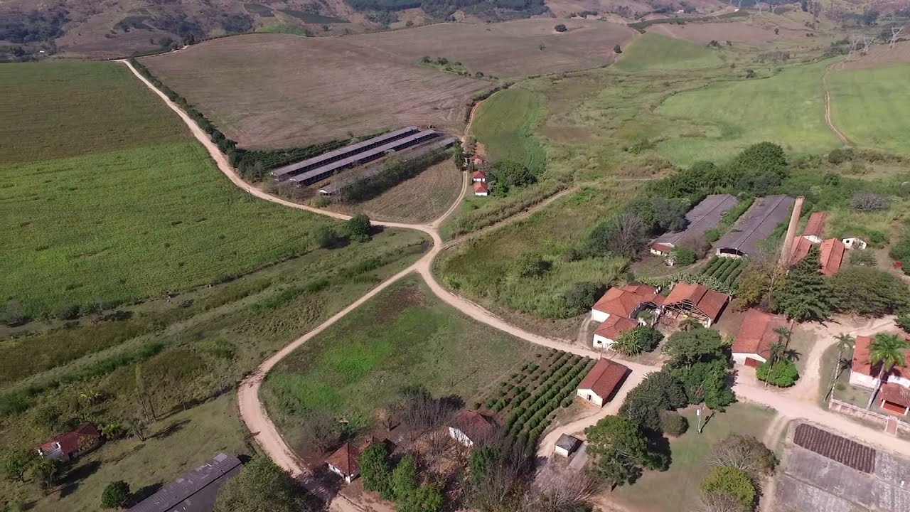 Fazenda a venda no interior de são paulo Serra Negra 241 alqueires 19 99744-7533