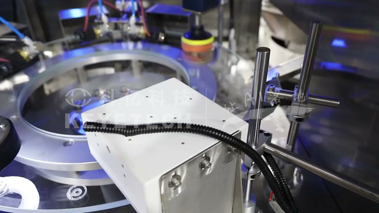 Fully automated AI-powered camera quality control system for plastic parts.