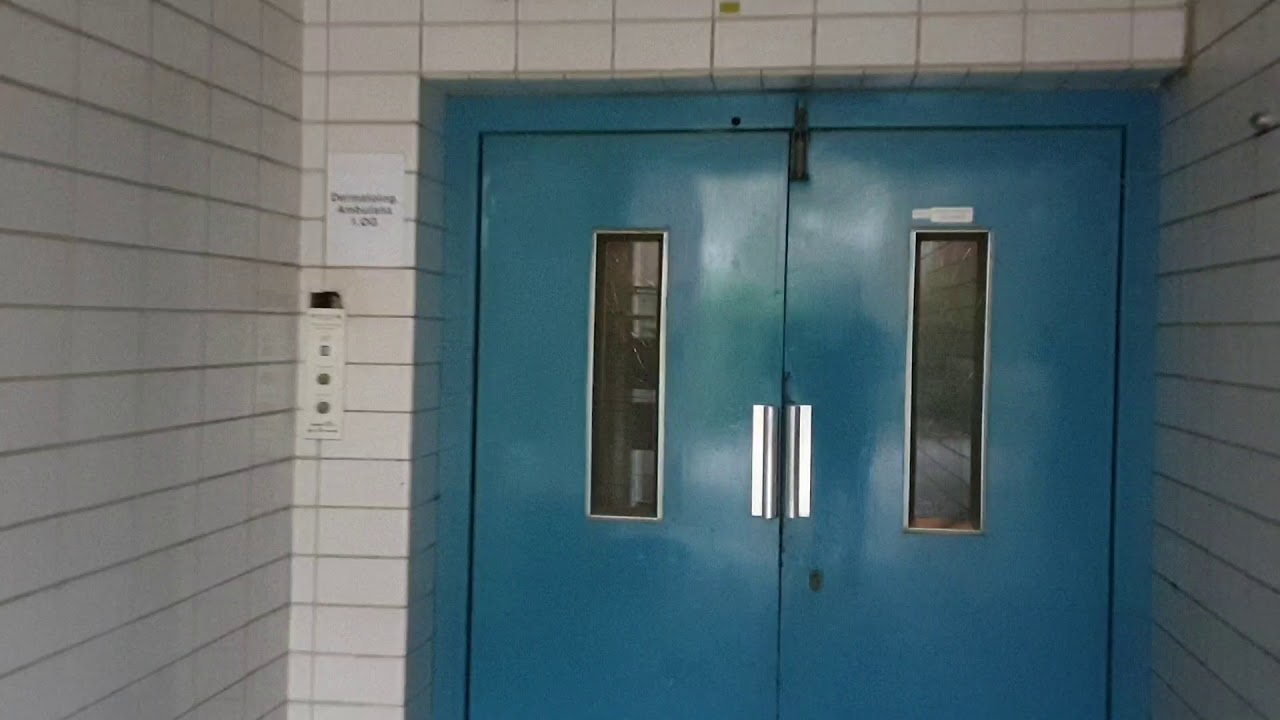 (Revisit) Aufzüge im Helios Klinikum in Krefeld