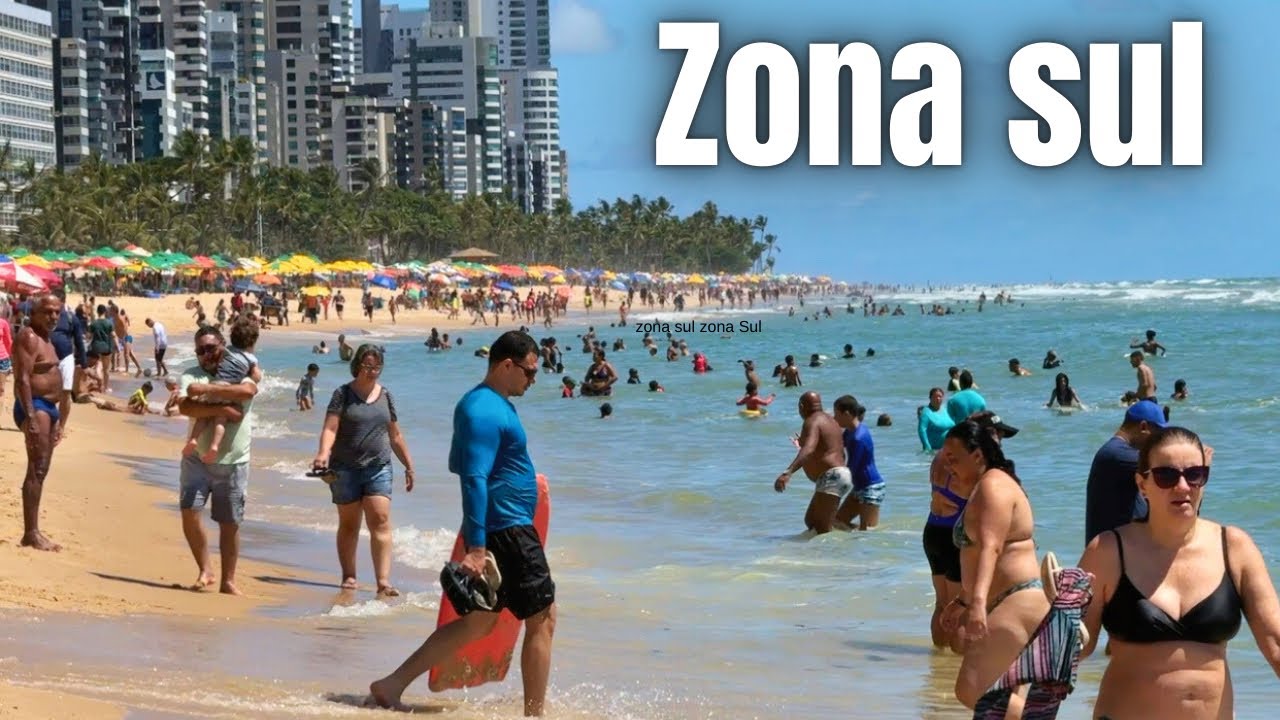 Movimento do Natal Praia de boa Viagem Recife PE ￼