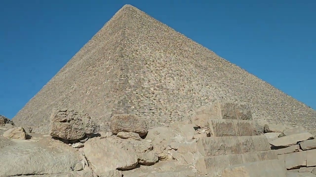 エジプト　ギザ　ピラミッド