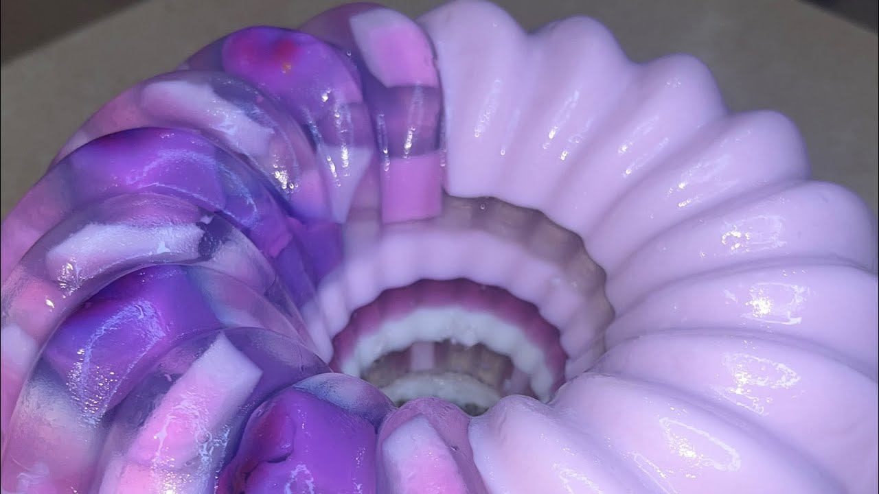 let’s make incredible purple jelly cake 💜💜💜