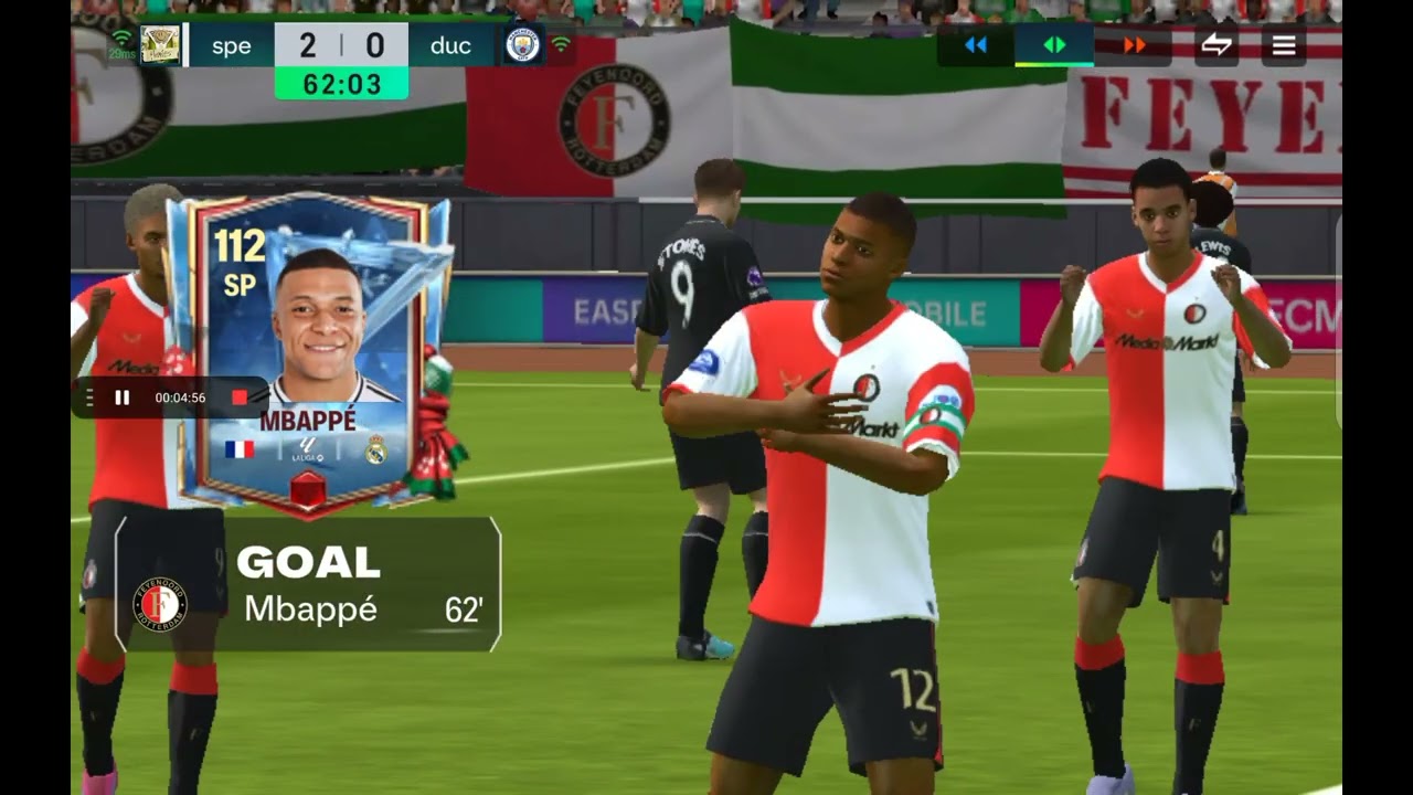 Keertje en nieuwe game proberen (fifa mobile)
