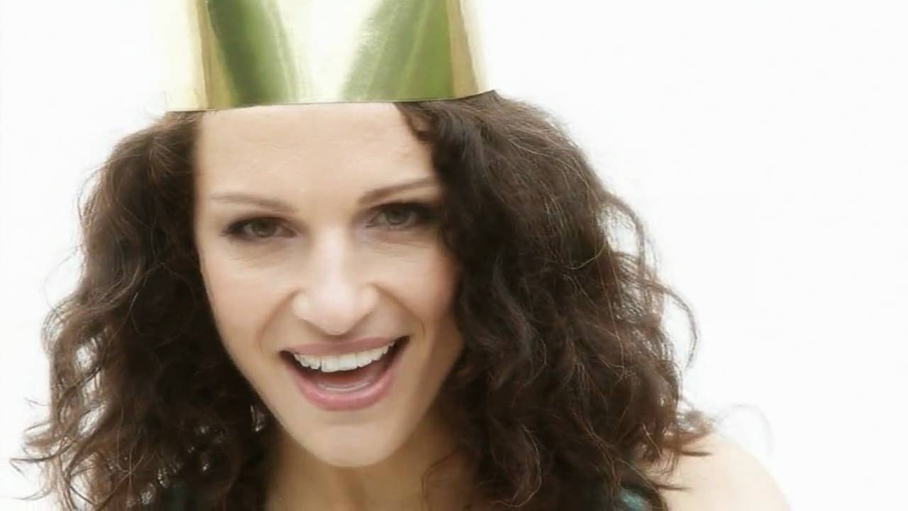 EVA K. ANDERSON - RUN FOR PRINCESS - OFFICIAL CLIP!!