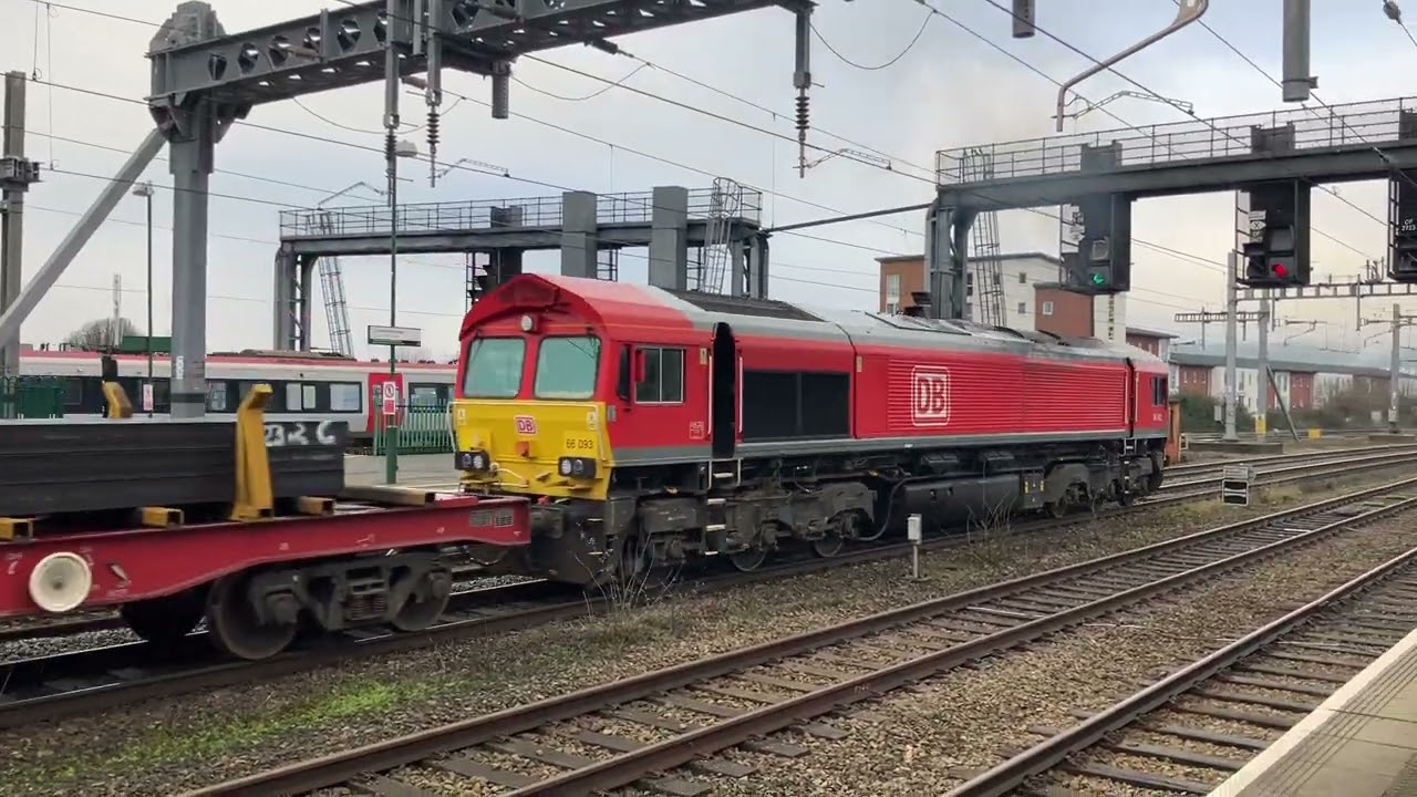 DB 66 093 6R79 8:27AM NEWPORT DOCKS TO MARGAM T.C PASSING THROUGH CARDIFF CENTRAL ON THE DM LINE.