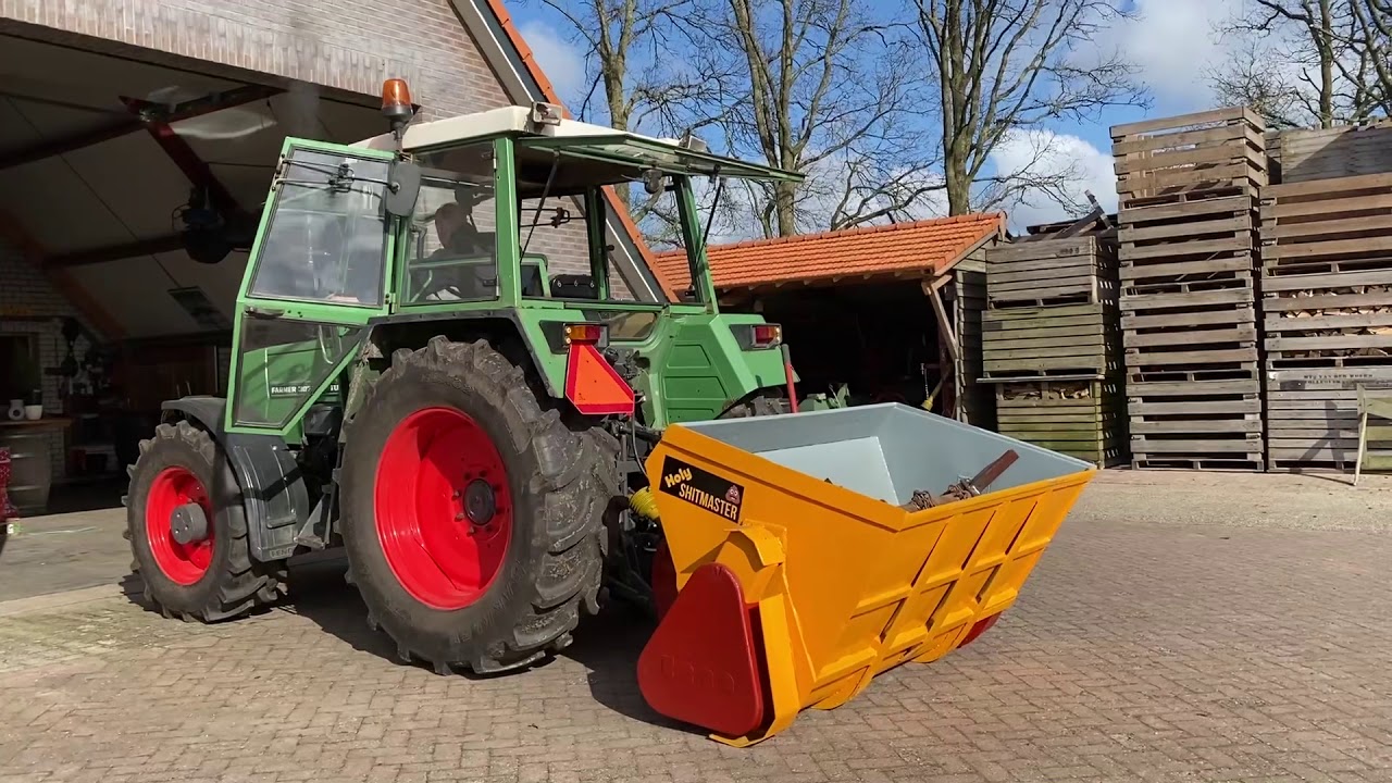 Homemade manure muck spreader, mestverspreider Fendt 307
