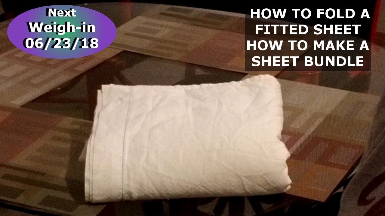 How to fold a fitted sheet and make a sheet bundle