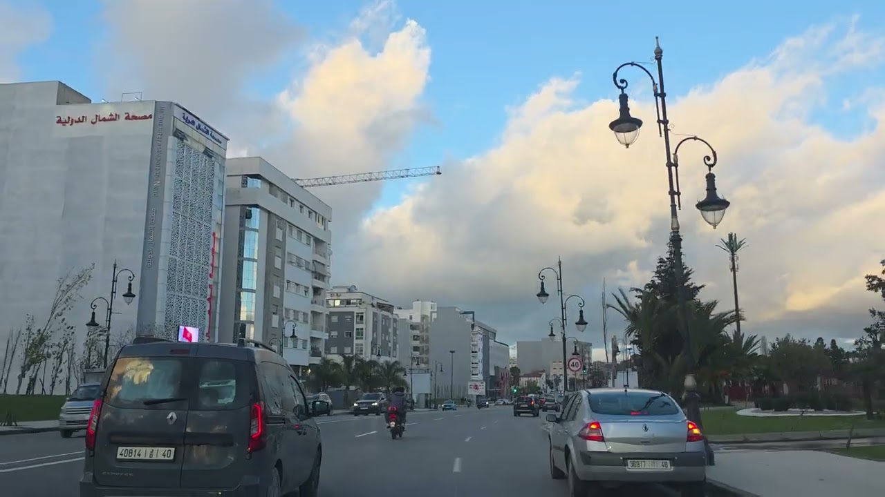 شارع مولاي  رشيد.احد اكبر شوارع طنجة.
