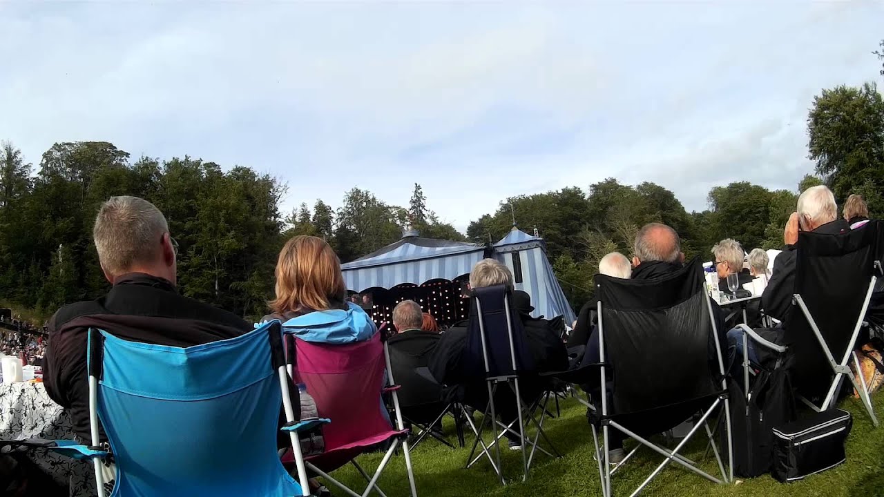 Danseorkesteret, Regndans