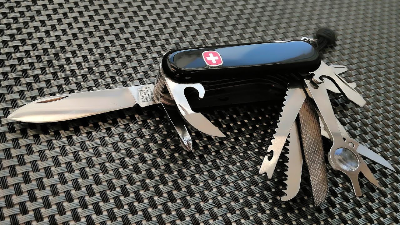 Швейцарский нож Wenger Чемпион Classic 28, конкурент  многорядным ножам от Victorinox