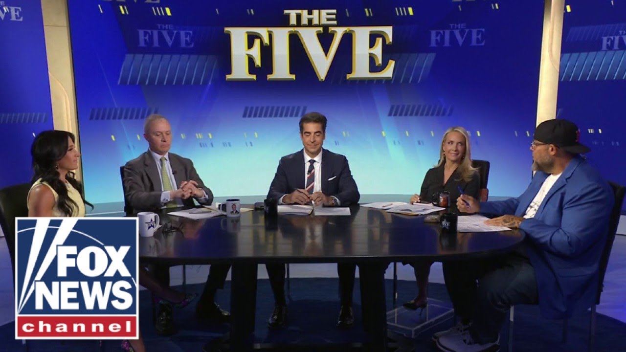 &laquo;The Five&raquo; высмеивают слёзы после увольнения с CBS