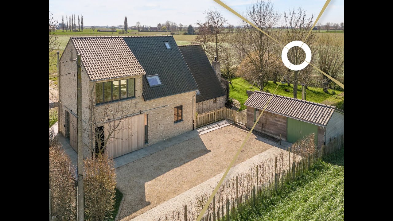 Instapklaar landhuis op een perceel van 1190 m&sup2; // Krombekestraat 113 - 8691 Stavele