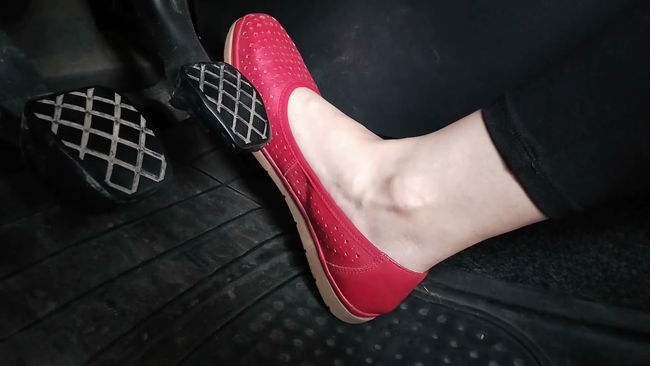 Best Driving Shoes For Women-How To Find The Right Ones