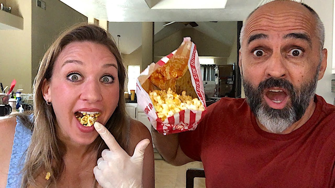 StevenSteph Try Hot Ghost Pepper Popcorn! It's Spicy! 😂