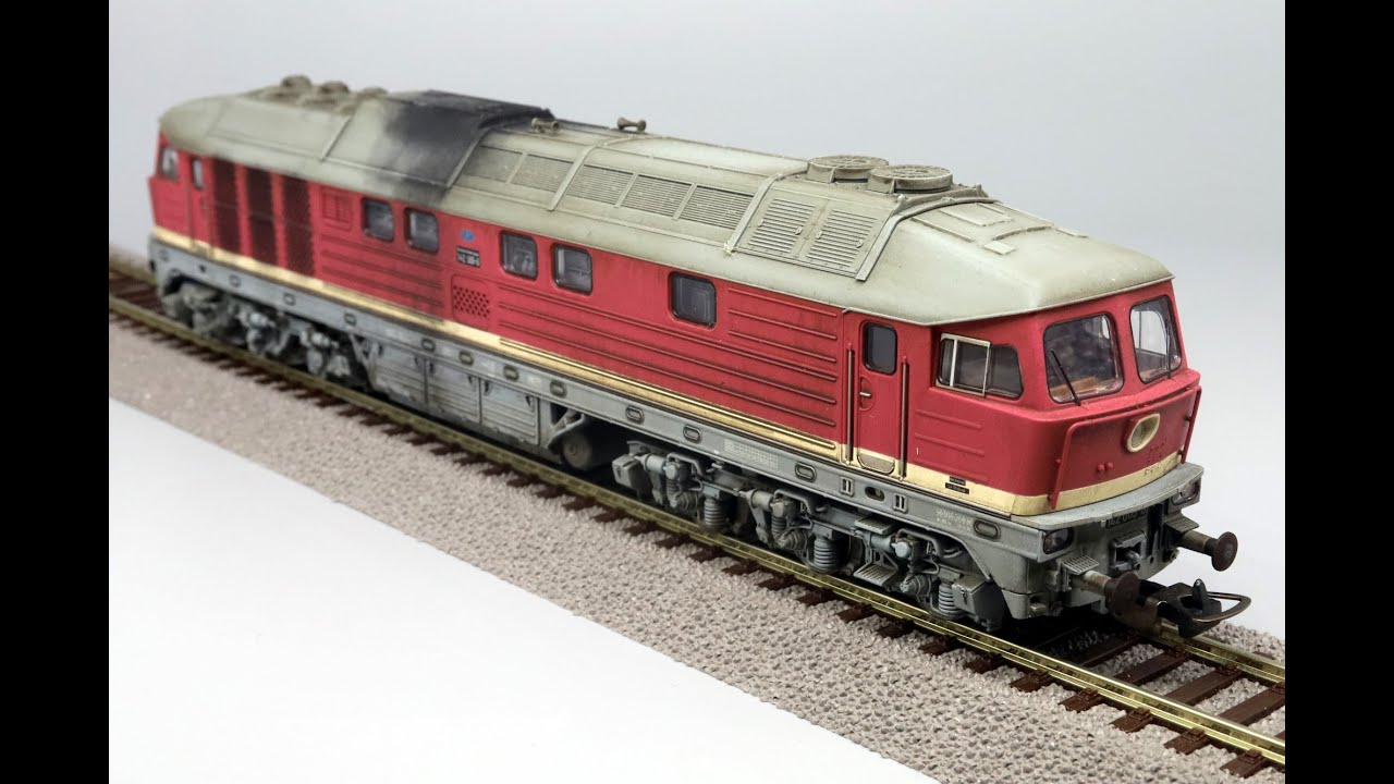 142 005-8 mit Sound von Piko
