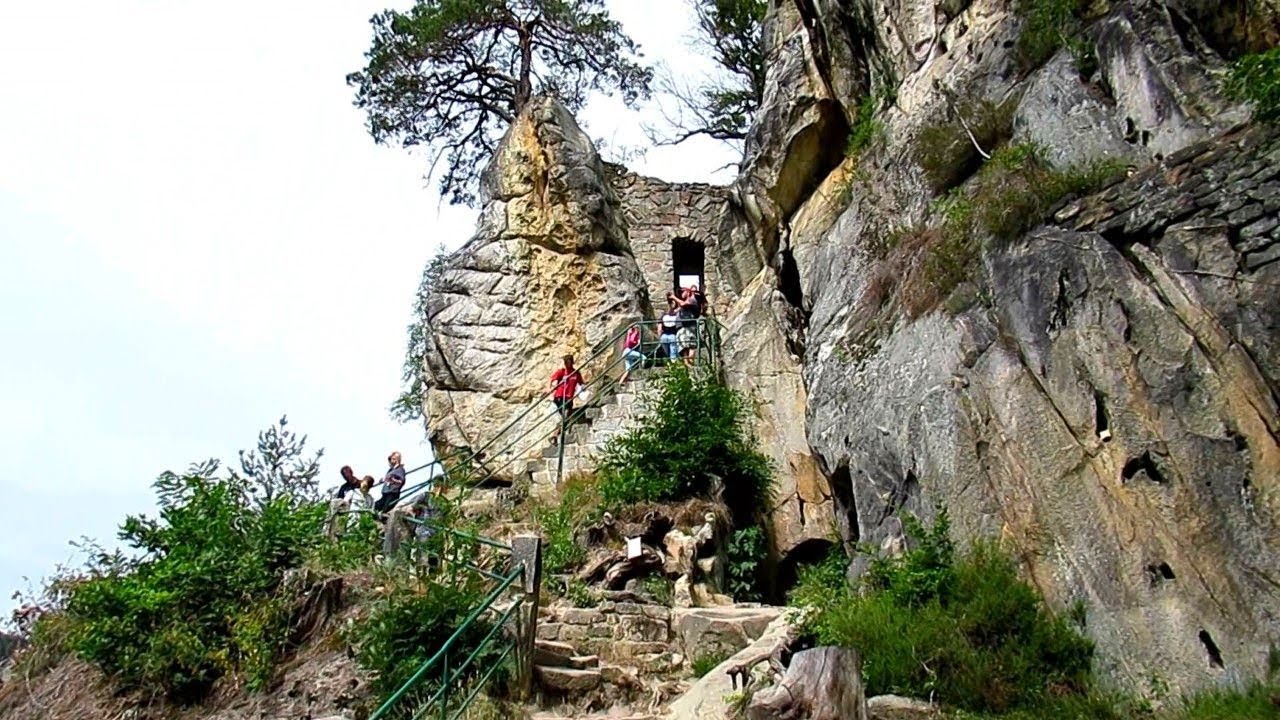 Mala Skala mit Felsenburg Vranov und Pantheon - Böhmisches Paradies