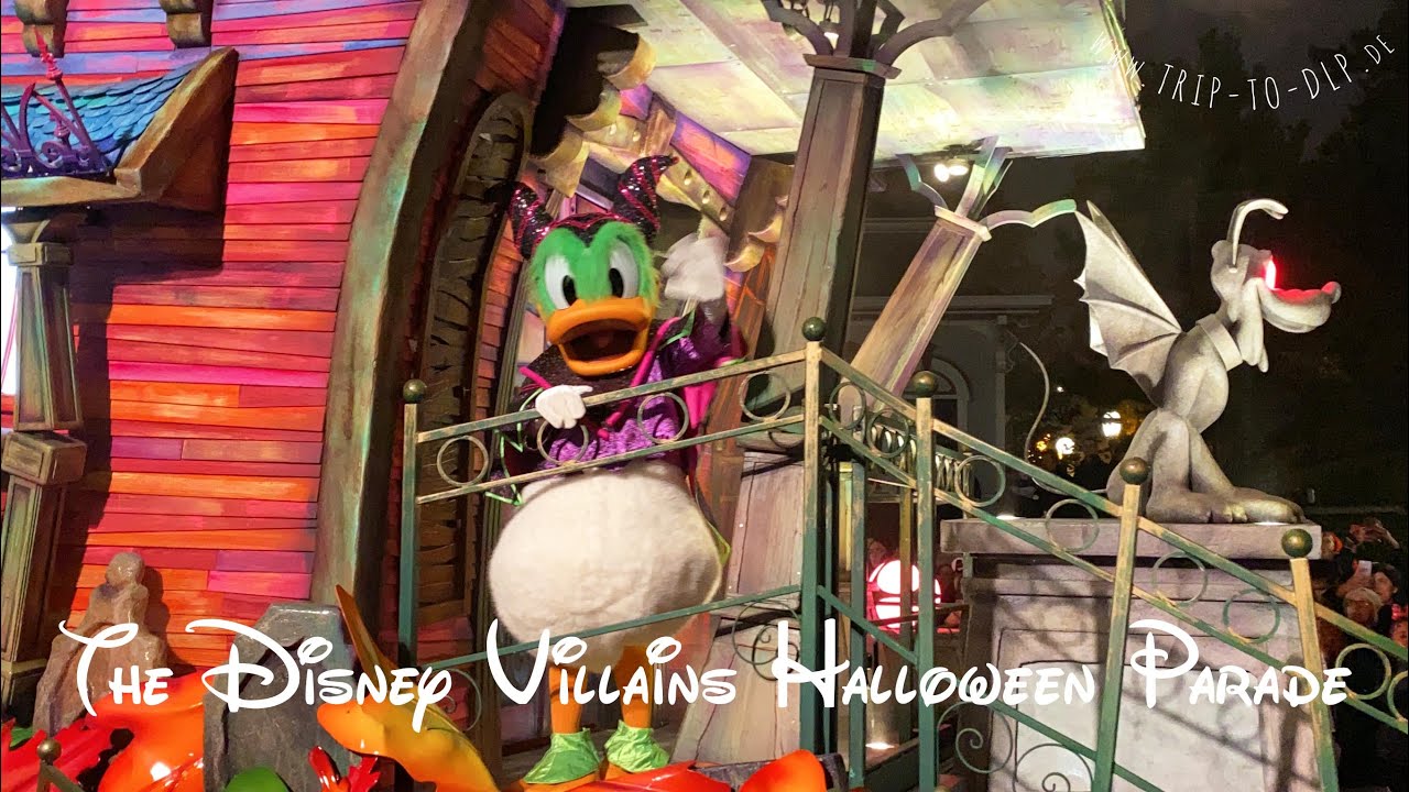 The Disney Villains Halloween Parade at Disneyland Paris | Disneyland Paris 2019