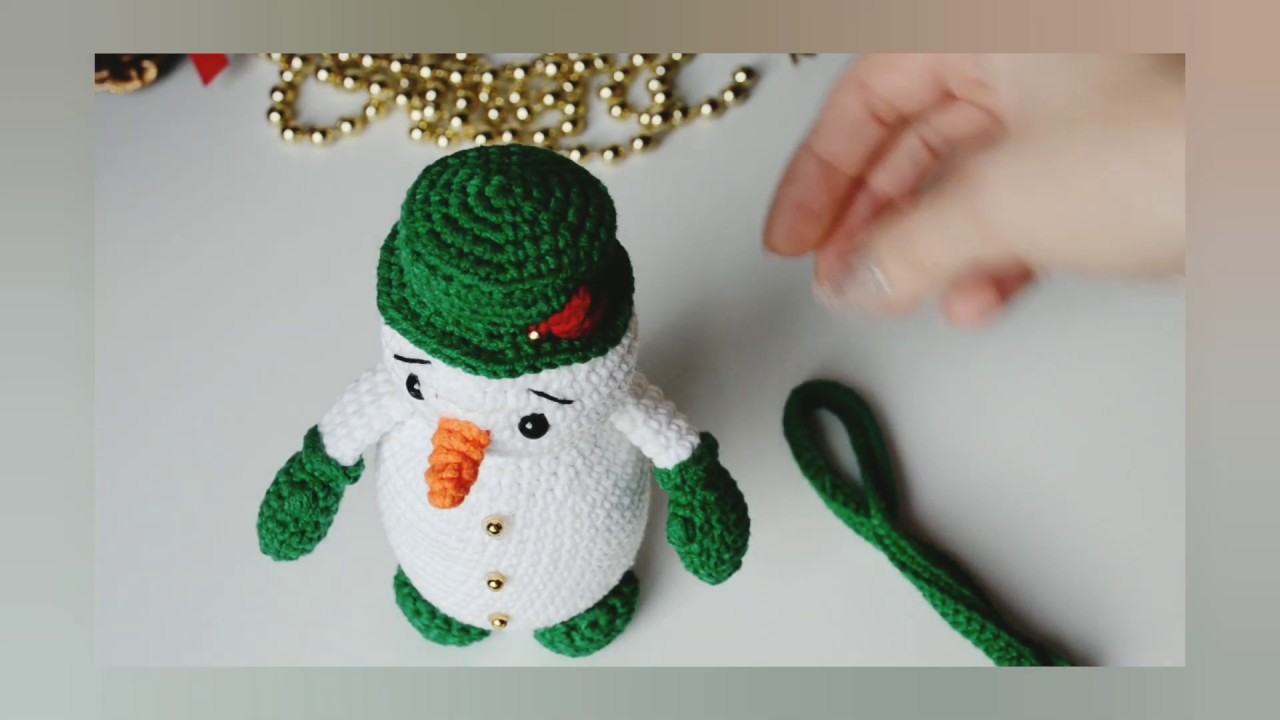 Crochet snowman toy. The  video review