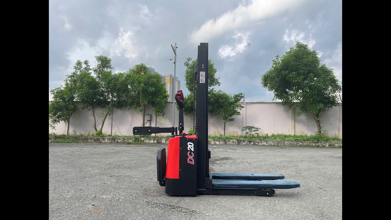 Xe nâng điện đứng lái Heli 1.6 tấn đến 2 tấn năm 2025