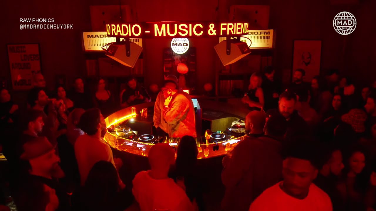RAW PHONICS &mdash; Live DJ Set at Mad Radio New York | House / Deep House