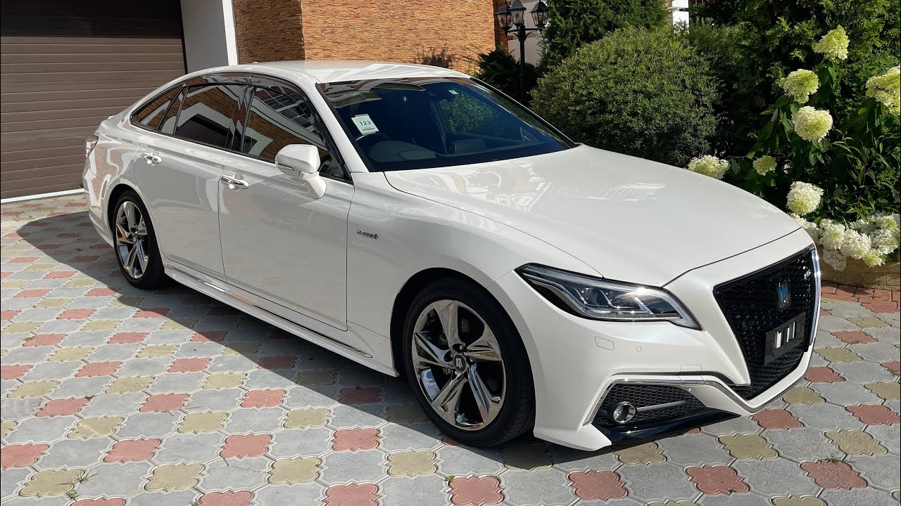 Toyota Crown RS ADVANCE 2018 года  с оценкой 5А и пробегом 30.000 из ЯПОНИИ! ОБЗОР АВТО