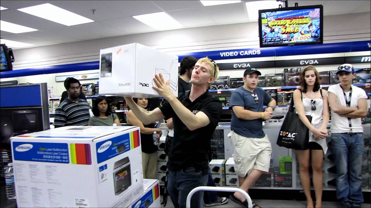 NCIX Mississauga Grand Opening In-Store Giveaways Round 2 NCIX Tech Tips