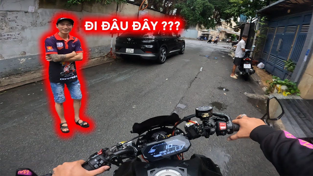 Dạo Phố Ngày Mưa Cùng Yamaha MT07 Vô Tình Gặp Bạn Già