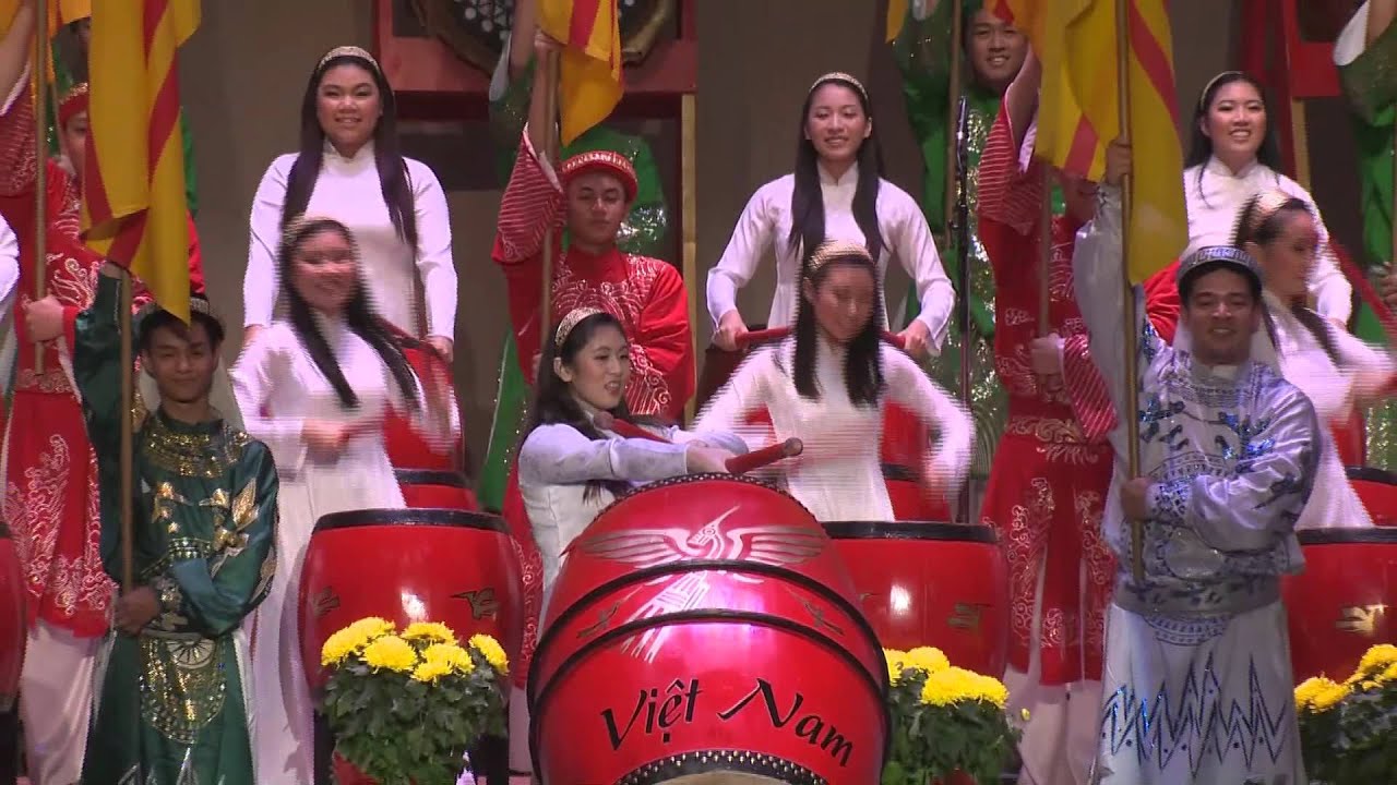 Chào cờ Việt Nam - Đoàn Trống La San