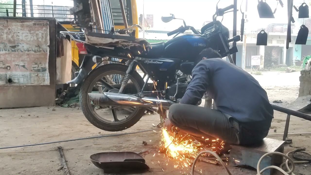 दूध के लिए स्टैंड दो पहिया वाहन पर 