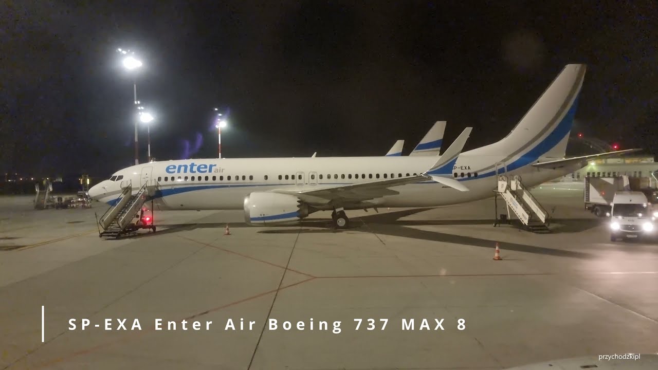 Warszawa Enter Air nocne lądowanie na Lotnisku Chopina w Warszawie (EPWA) / Warsaw Chopin Airport