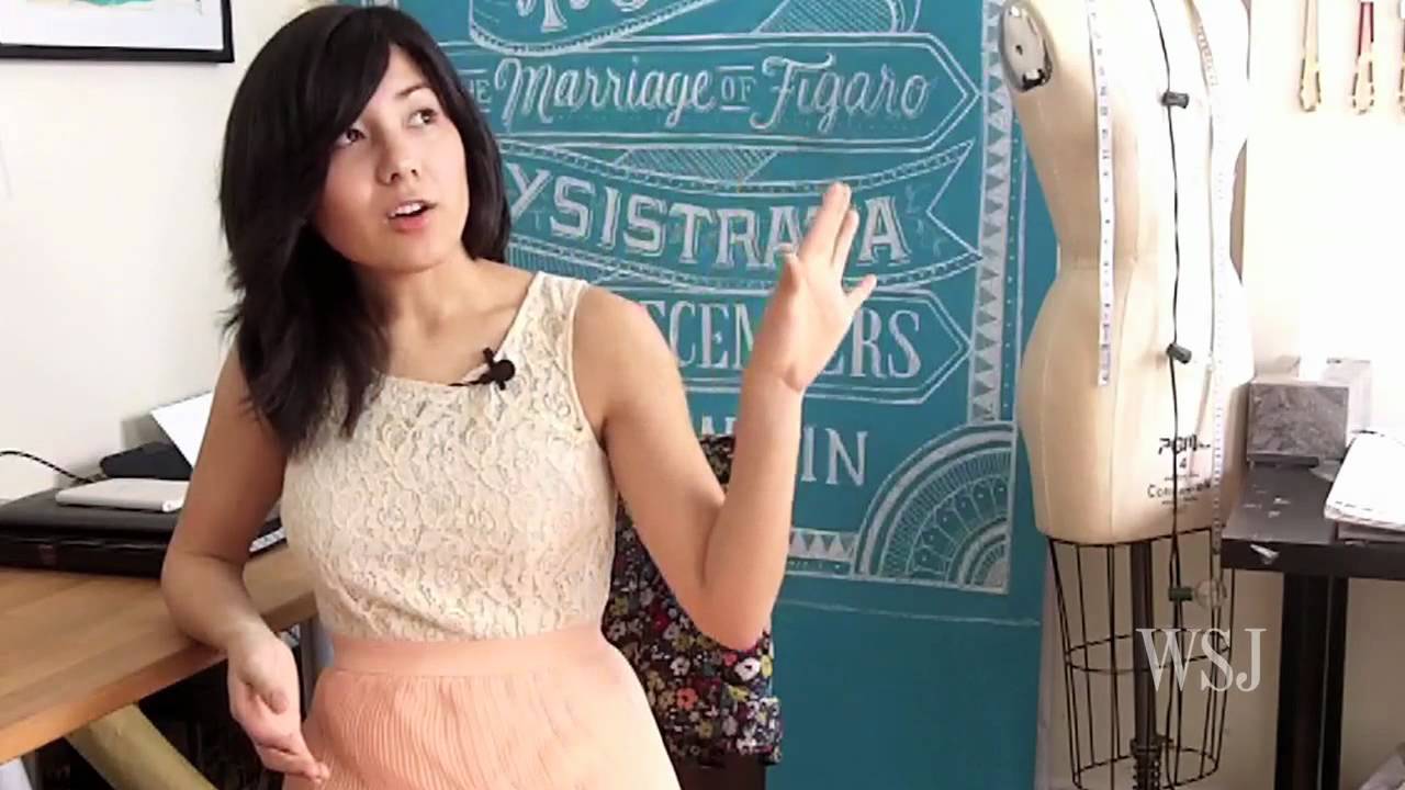 Professional Chalk Artist Draws Old-School Designs