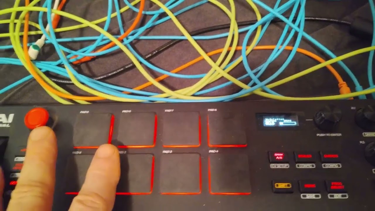 2 Oscillator Eurorack patch with Sequencer as CV for filters