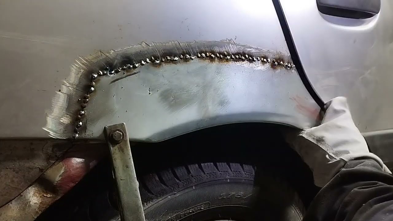 Ekspresowa blachareczka i klient zadowolony. Nadkole ford fiesta