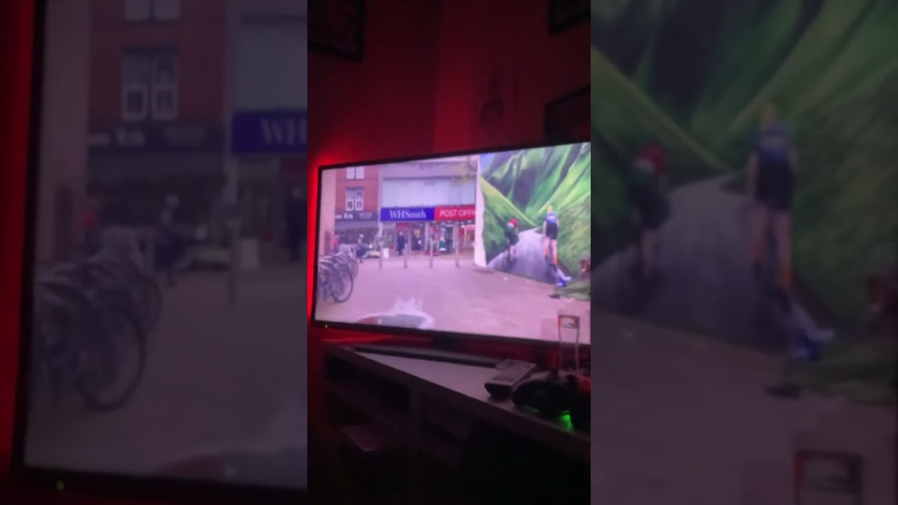 Michael Angelis and ants family walk into post office instead of using Ads